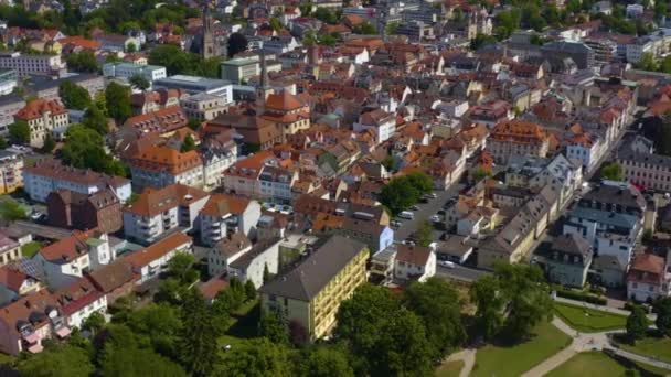 Luchtfoto Van Stad Bad Kissingen Duitsland Een Zonnige Voorjaarsdag Tijdens — Stockvideo