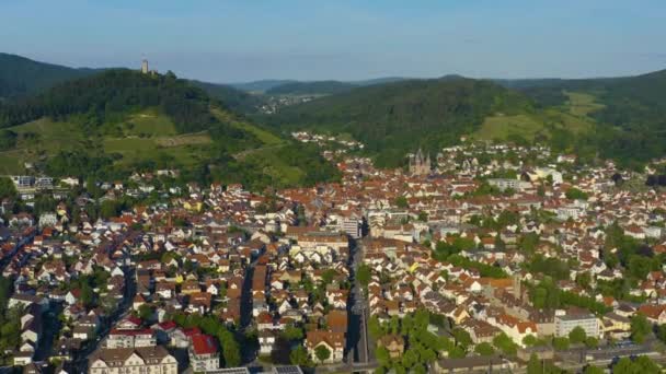 Luftaufnahme Der Stadt Heppenheim Einem Sonnigen Frühlingstag Während Der Coronavirus — Stockvideo