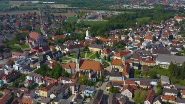 Veduta Aerea Della Città Altoetting Germania Baviera Una Soleggiata Giornata — Video Stock