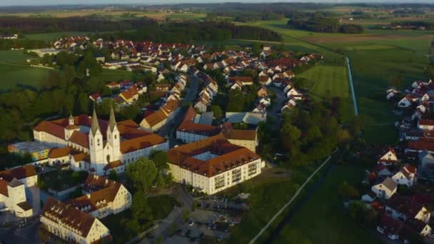Almanya Daki Markt Indersdorf Şehrinin Hava Görüntüsü Bavyera Güneşli Bir — Stok video