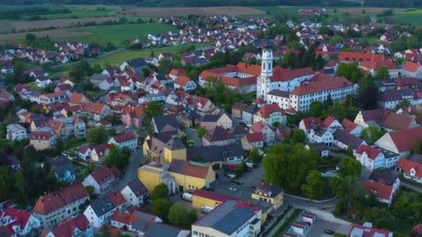 Vista Aérea Ciudad Altomunster Alemania Baviera Soleado Día Primavera Durante — Vídeos de Stock