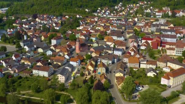 Luftaufnahme Der Stadt Treuchtlingen Bayern Einem Sonnigen Frühlingstag Während Der — Stockvideo