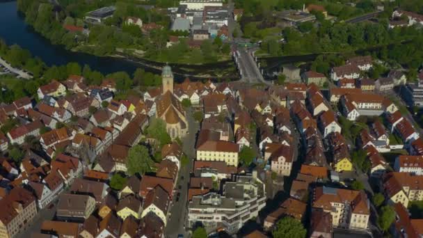 Luftaufnahme Der Stadt Nürtingen Einem Sonnigen Frühlingstag Während Der Coronavirus — Stockvideo