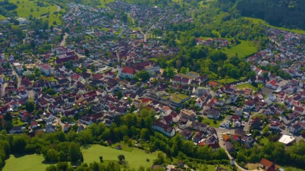 Vista Aérea Ciudad Donzdorf Alemania Soleado Día Primavera Durante Cierre — Vídeos de Stock