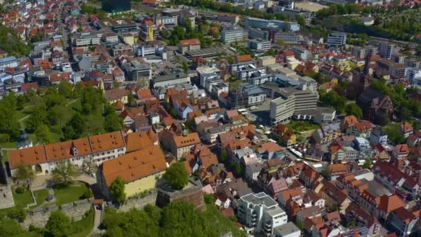 Légi Felvétel Város Heidenheim Németországban Egy Napos Tavaszi Napon Során — Stock videók