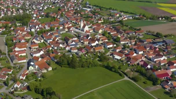 Luchtfoto Van Het Dorp Fuenfstetten Duitsland Beieren Een Zonnige Late — Stockvideo