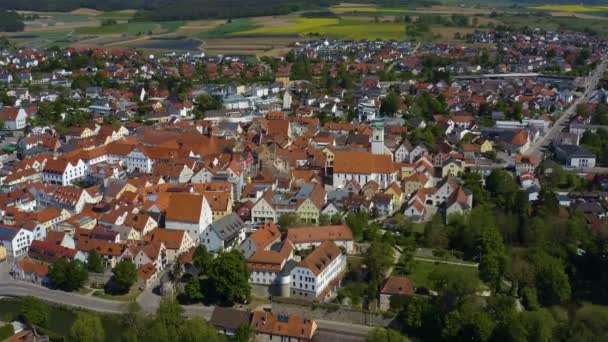 Vista Aérea Cidade Abensberg Alemanha Baviera Dia Ensolarado Primavera Durante — Vídeo de Stock