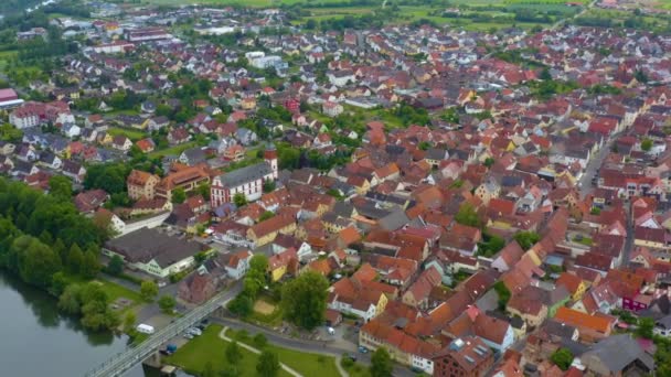 Vue Aérienne Ville Retzbach Main Allemagne Par Une Journée Ensoleillée — Video