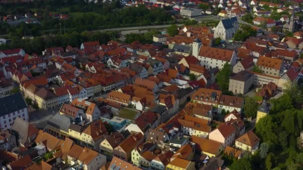 Baharda Güneşli Bir Günde Almanya Nın Hasfurt Kentinin Aeriel Manzarası — Stok video