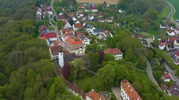 Vista Aérea Del Pueblo Oberkirchberg Illerkirchberg Alemania Baviera Soleado Día — Vídeos de Stock