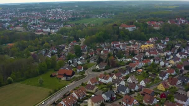 Flygfoto Över Byn Oberkirchberg Illerkirchberg Tyskland Bayern Solig Vårdag Coronavirus — Stockvideo