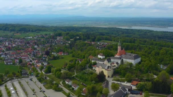 Almanya Daki Şehir Manastır Manzarası Güneşli Bir Bahar Gününde Bavyera — Stok video