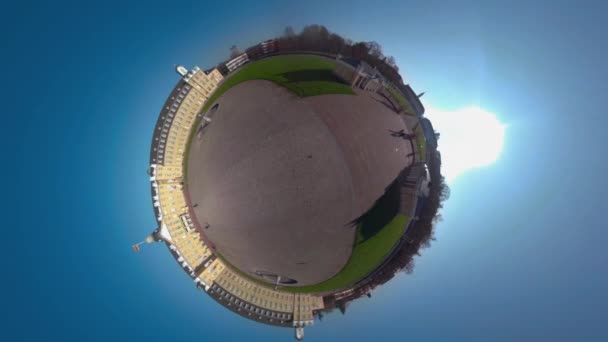 Karlsruhe Paleis Als Kleine Planeet Een Zonnige Dag Herfst — Stockvideo