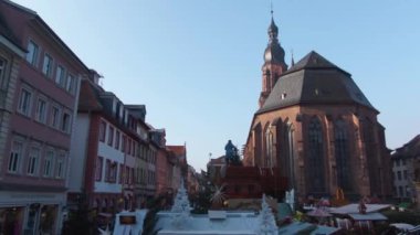 Heidelberg, Aralık 'ta güneşli bir sabahta Noel' den önce Almanya 'da. 