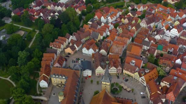 Letecký Pohled Staré Části Města Oehringen Německu Jaře Časného Rána — Stock video