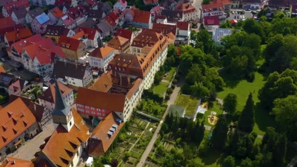 Widok Powietrza Starego Miasta Ingelfingen Niemczech Słoneczny Dzień Wiosną — Wideo stockowe