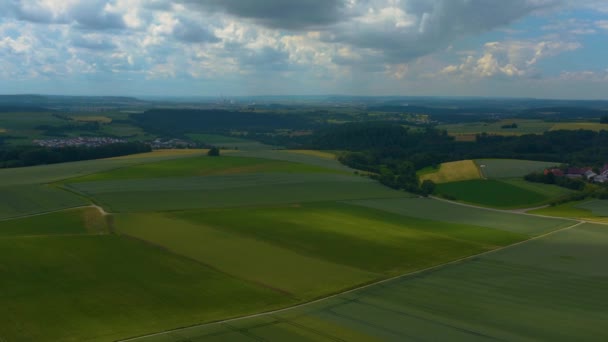 Широкий Вид Воздуха Вокруг Деревни Зиглинген Германии Весной Пасмурный День — стоковое видео