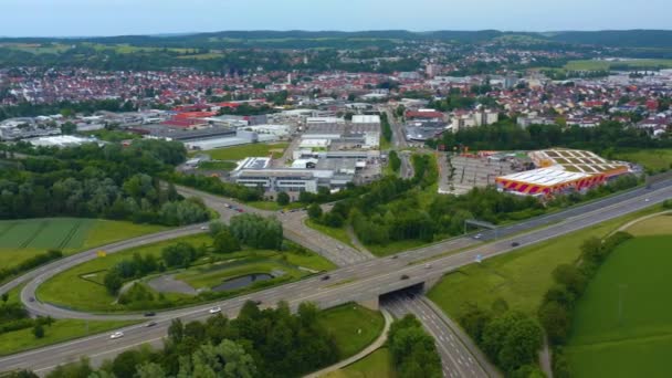 Antenne Sinsheim Und Autobahn Daneben Deutschland — Stockvideo