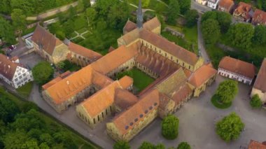 Almanya 'nın küçük Maulbronn kasabasındaki Monestary Havalimanı