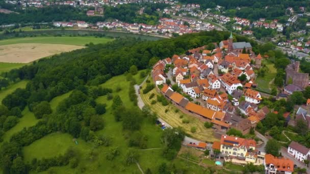 Aerial Castelo Dilsberg Alemanha Lado Rio Neckar Num Dia Ensolarado — Vídeo de Stock