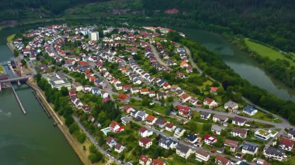 Luftaufnahme Der Stadt Ersheim Direkt Neben Der Burg Hirschhorn Neckar — Stockvideo