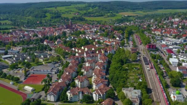 Almanya Nın Weil Der Stadt Kentinin Güneşli Bir Baharda Havadan — Stok video