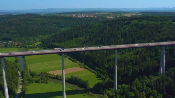 Εναέρια Της Γέφυρας Autobahn Neckarblick Στη Γερμανία Στο Μαύρο Δάσος — Αρχείο Βίντεο
