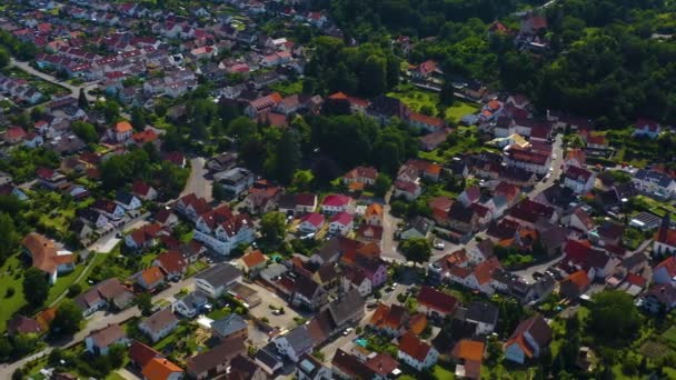 Veduta Aerea Del Villaggio Del Palazzo Heinsheim Germania Zoom Fuori — Video Stock