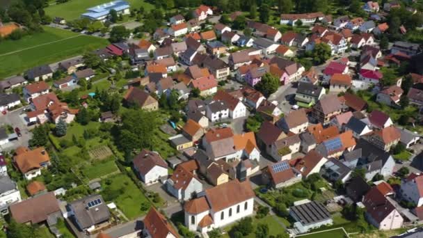 Vista Aérea Aldeia Palácio Heinsheim Alemanha Zoom Para Fora Palácio — Vídeo de Stock