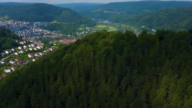 Almanya 'daki Eberbach kentinin hava görüntüsü. 