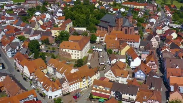 Aerial Näkymä Kaupunkiin Wallduern Saksassa Aurinkoisena Päivänä Keväällä — kuvapankkivideo