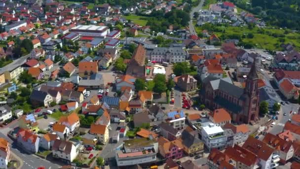 독일의 마을을 공중에서 바라본 것이다 — 비디오