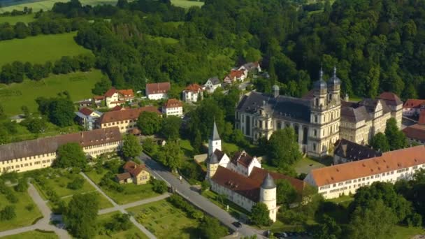 Luftaufnahme Des Klosters Schönental Deutschland Einem Sonnigen Frühlingstag — Stockvideo