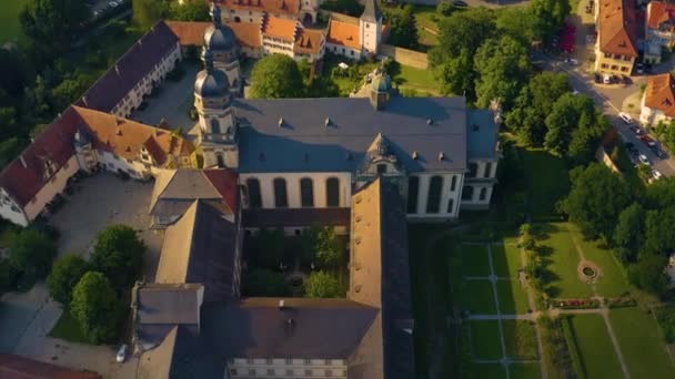 Almanya Daki Manastırın Havadan Görünüşü Baharın Güneşli Bir Gününde — Stok video