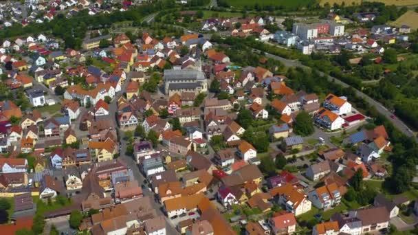 Vista Aérea Del Pueblo Igersheim Castillo Burg Neuhaus Alemania — Vídeos de Stock