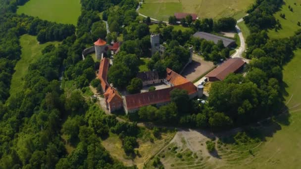 Luftaufnahme Des Dorfes Igersheim Und Der Burg Neuhaus Deutschland — Stockvideo
