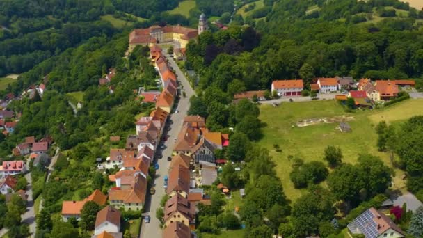 Letecký Pohled Obec Palác Schloss Bartenstein Německu Jaře Slunečný Den — Stock video