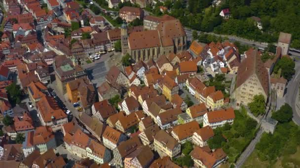 Luchtfoto Van Stad Schwaebisch Hall Duitsland Een Zonnige Dag — Stockvideo