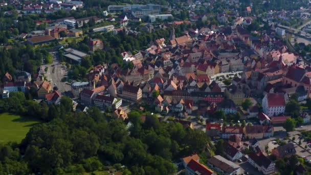 Vista Aérea Alrededor Ciudad Ellwangen Alemania Día Soleado Primavera — Vídeos de Stock