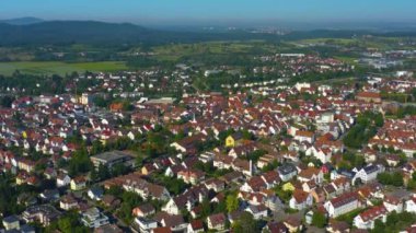 Almanya 'daki Kirchheim unter Teck şehrinin havacılığı. Kamera yakınlaştır, panorama görüntüsü.