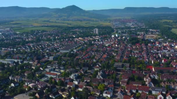 Almanya Daki Kirchheim Unter Teck Şehrinin Havacılığı Güneşli Bir Bahar — Stok video