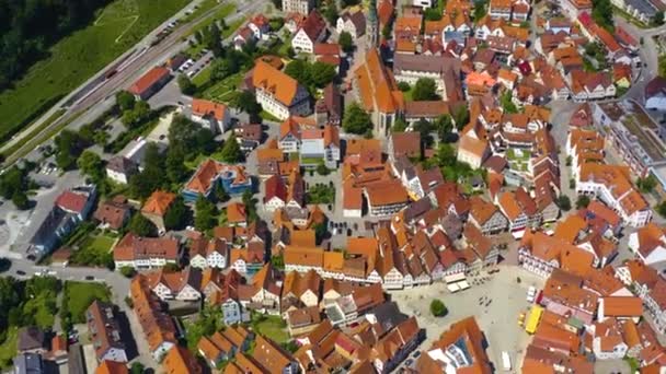 Vista Aerea Della Parte Vecchia Della Città Bad Urach Germania — Video Stock