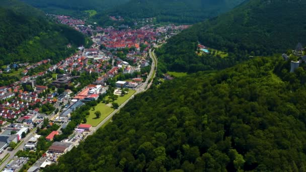 Letecký Pohled Zámek Burg Hohenurach Německu Město Ním Zlý Urach — Stock video