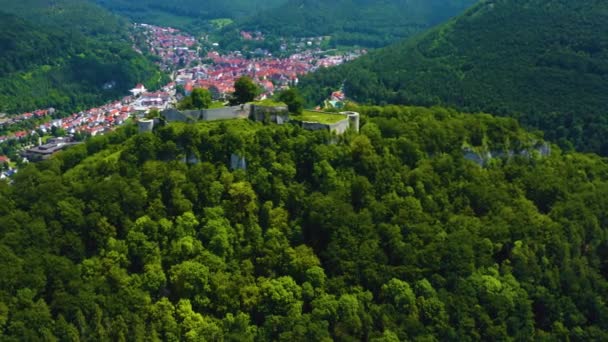 Letecký Pohled Zámek Burg Hohenurach Německu Město Ním Zlý Urach — Stock video