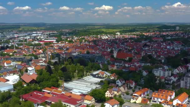 Letecký Pohled Město Metzingen Německu Jaře Slunečný Den — Stock video