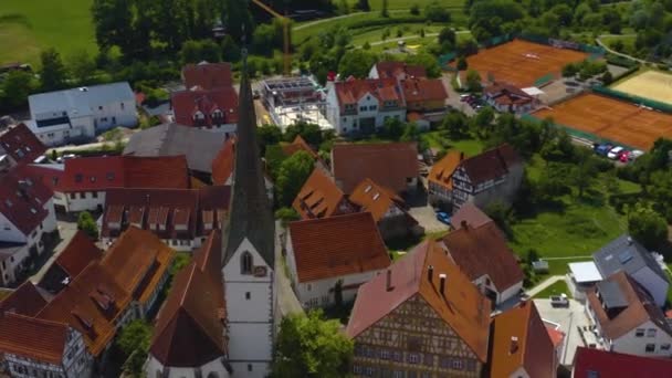 Luchtfoto Van Het Dorp Aichtal Duitsland Een Zonnige Dag Het — Stockvideo