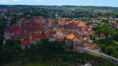 Almanya 'daki Rottweil şehrinin eski bölümünün havadan görüntüsü. 