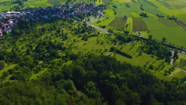 Luftaufnahme Des Dorfes Und Der Burg Weiler Deutschland — Stockvideo