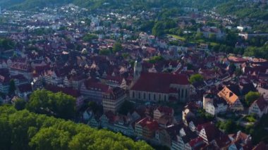 Almanya 'da Tuebingen şehrinin havacılığı. Baharın geç bir öğleden sonrasında