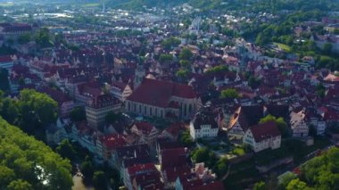 Almanya 'da Tuebingen şehrinin havacılığı. Baharın geç bir öğleden sonrasında
